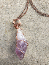 Load image into Gallery viewer, Chevron Amethyst Necklace